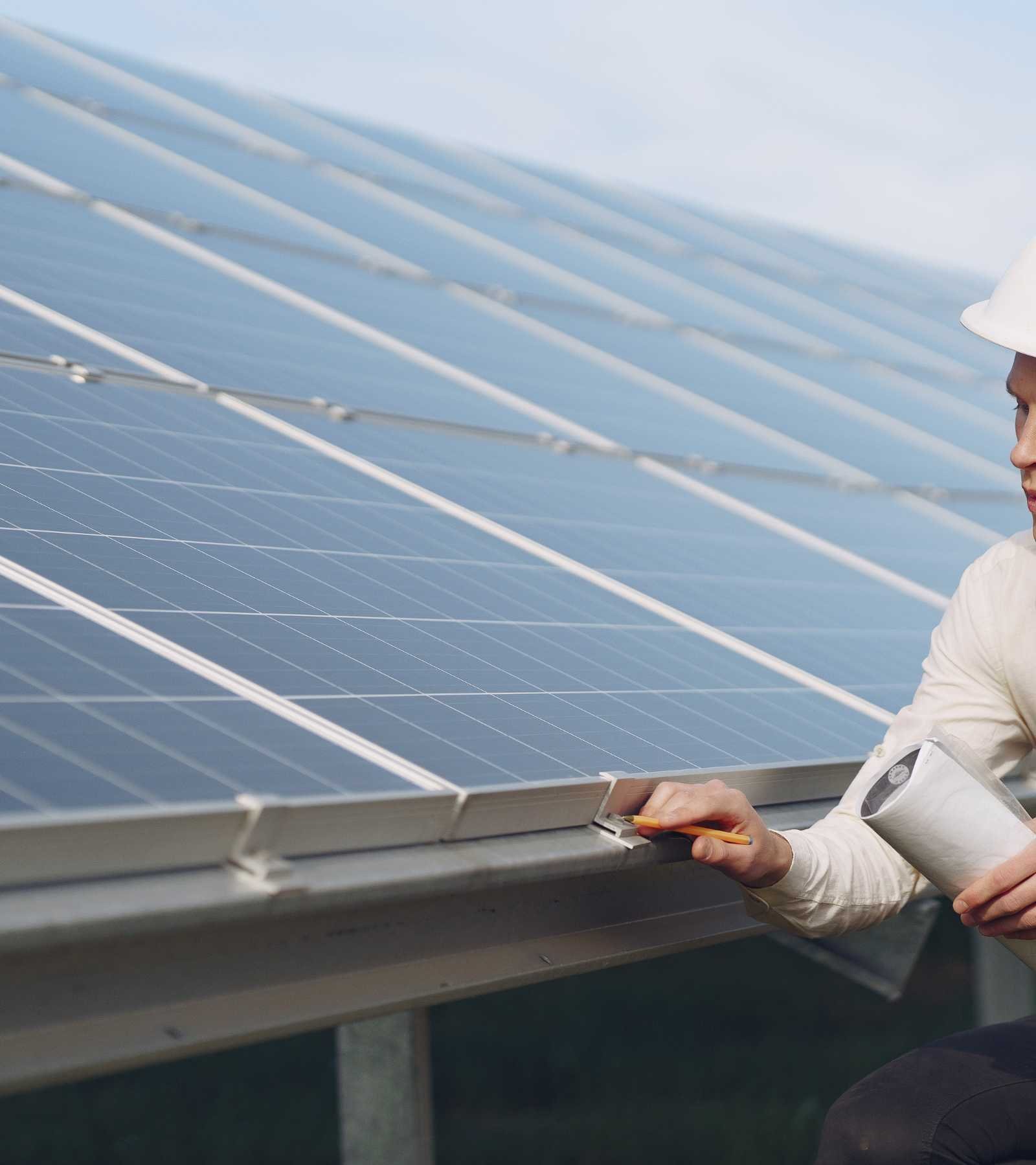 Gremet Solar: Empowering Sustainable Energy Solutions through an Innovative Website